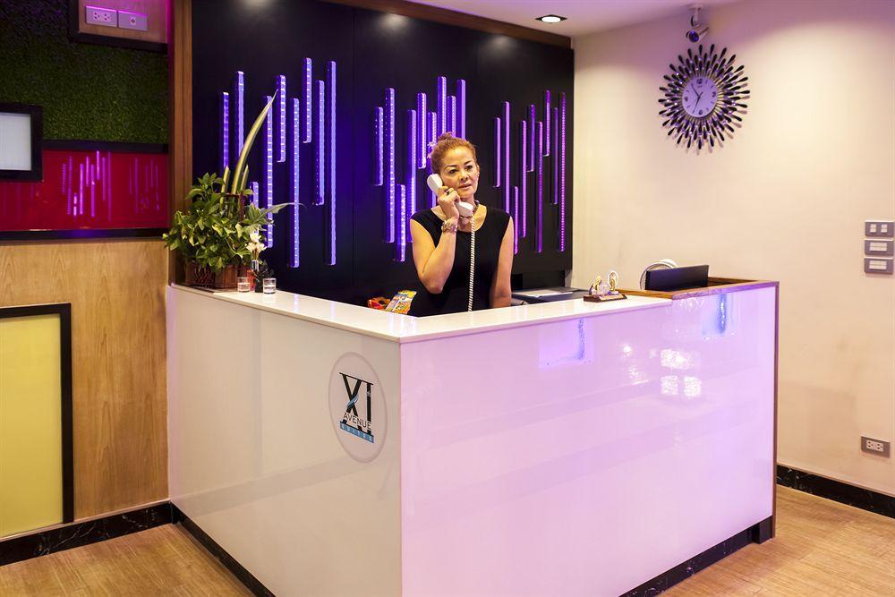 Eleven Avenue Suites Bangkok Extérieur photo